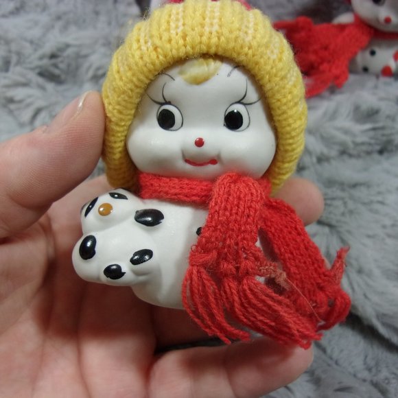 H-68 SET OF 3 SNOW BELLS PORCELAIN BELL ORNAMENTS FROM GIFTCO - Picture 5 of 13